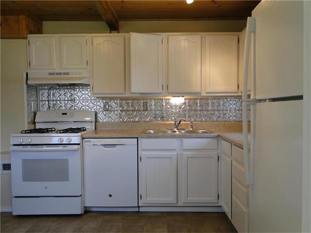 9000 E 67th Terrace, Raytown, MO 64133