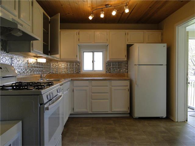 9000 E 67th Terrace, Raytown, MO 64133