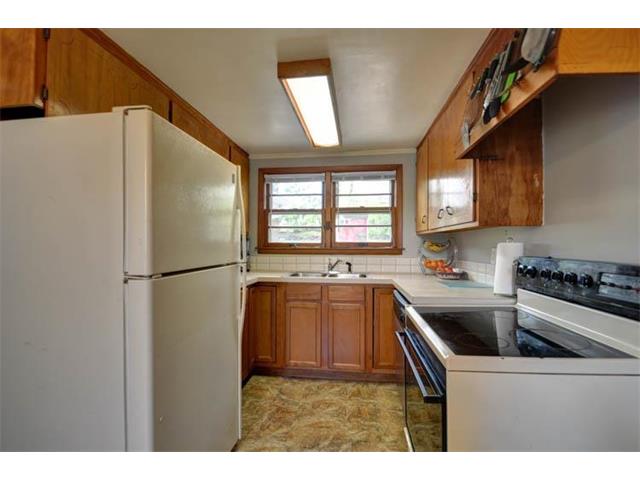 9113 E 52nd Terrace, Raytown, MO 64133