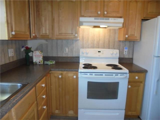 8963 E 54th Street, Raytown, MO 64133