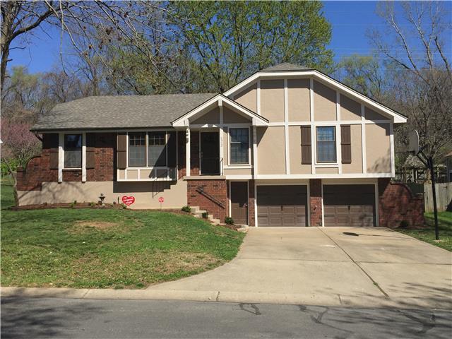 5923 LARSON Avenue, Kansas City, MO 64133