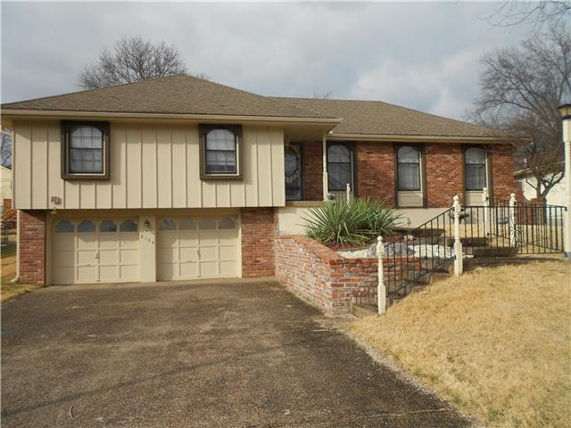 8104 E 96TH Terrace, Kansas City, MO 64134