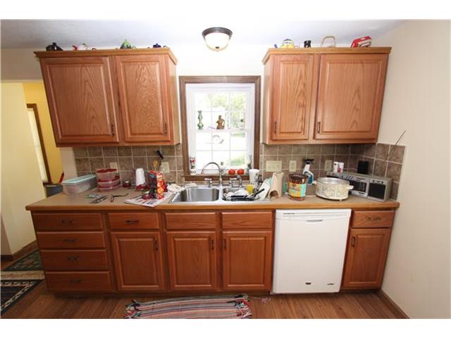 4901 PHELPS Road, Kansas City, MO 64136