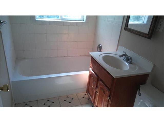 3403 E 107th Terrace, Kansas City, MO 64137