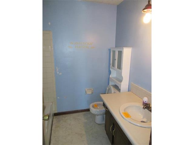 9500 E 89TH Street, Kansas City, MO 64138