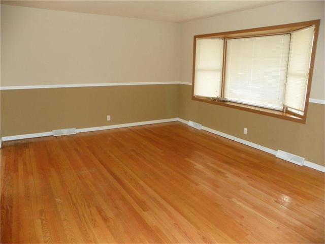 8608 Kentucky Avenue, Raytown, MO 64138