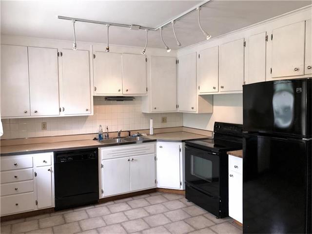 9204 E 89th Street, Kansas City, MO 64138