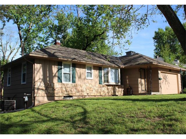 8313 SPRING VALLEY Road, Raytown, MO 64138