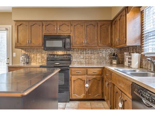 1812 NW 63rd Terrace, Kansas City, MO 64151