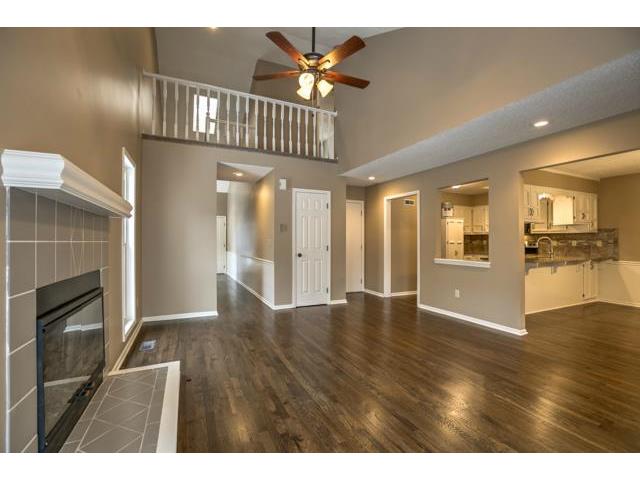 8214 N Revere Ct, Kansas City, United States 64151