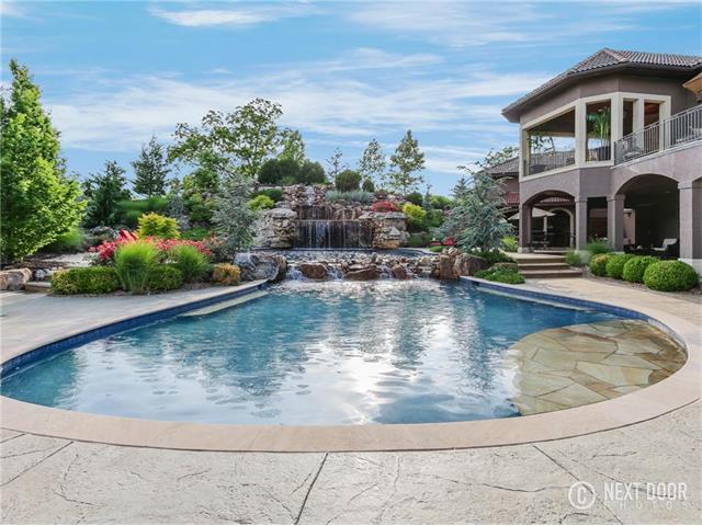 12673 NW 45 Highway, Parkville, MO 64152