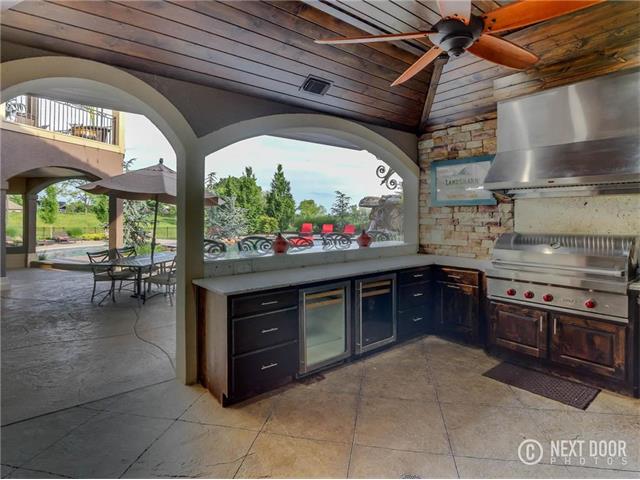 12673 NW 45 Highway, Parkville, MO 64152