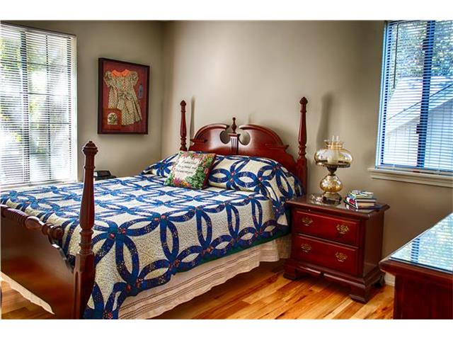 10602 NW VERLIN Drive, Parkville, MO 64152
