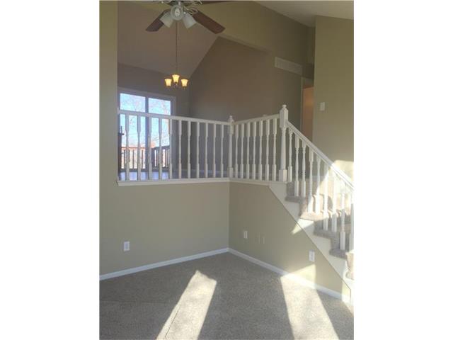 9714 NW 87th Street, Kansas City, MO 64153