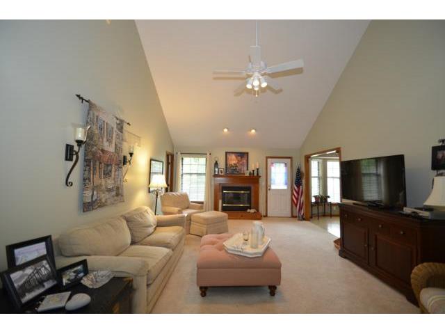 5213 NW 84th Pl, Kansas City, United States 64154