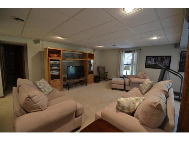 5213 NW 84th Pl, Kansas City, United States 64154