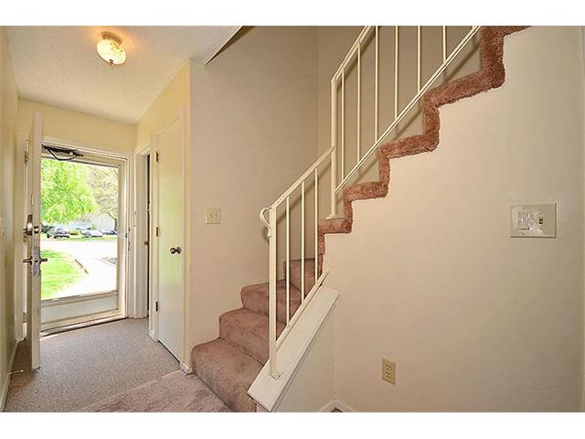 10080 N Locust Street, Kansas City, MO 64155