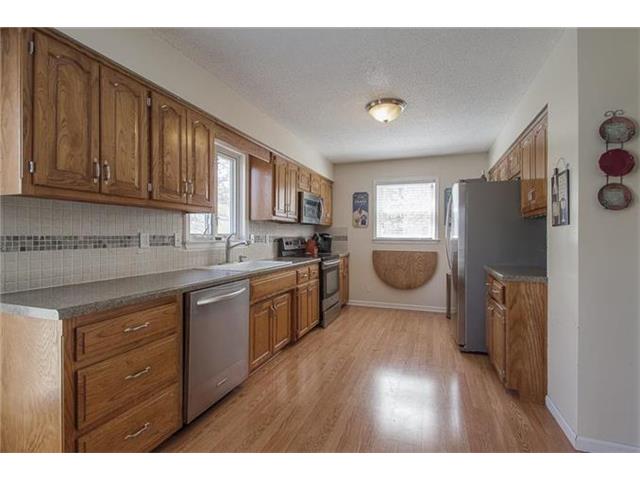 10049 N Wyandotte Street, Kansas City, MO 64155