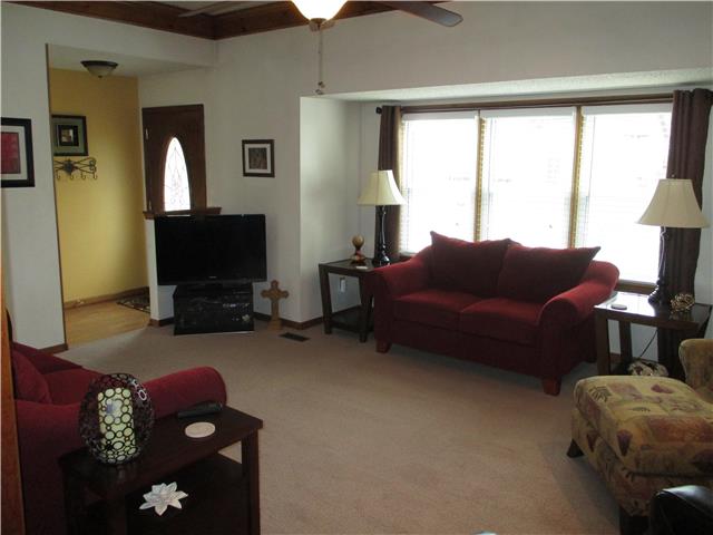 10103 N Central Street, Kansas City, MO 64155