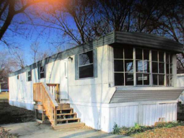 North Star Village Mobile Home Community 8810 NE 107th TerraceKansas City, MO 64157