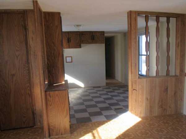 North Star Village Mobile Home Community 8804 NE 106th TerraceKansas City, MO 64157
