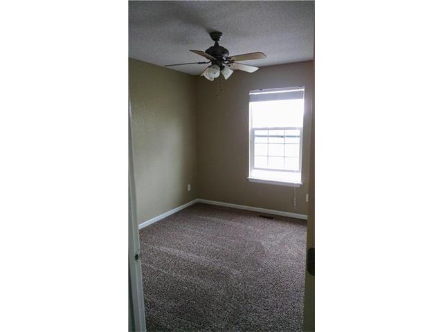 8230 NE 116TH Street, Kansas City, MO 64157