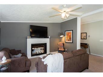 7905 NW 122nd Ct, Kansas City, MO 64163
