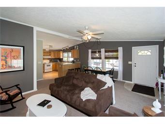 7905 NW 122nd Ct, Kansas City, MO 64163