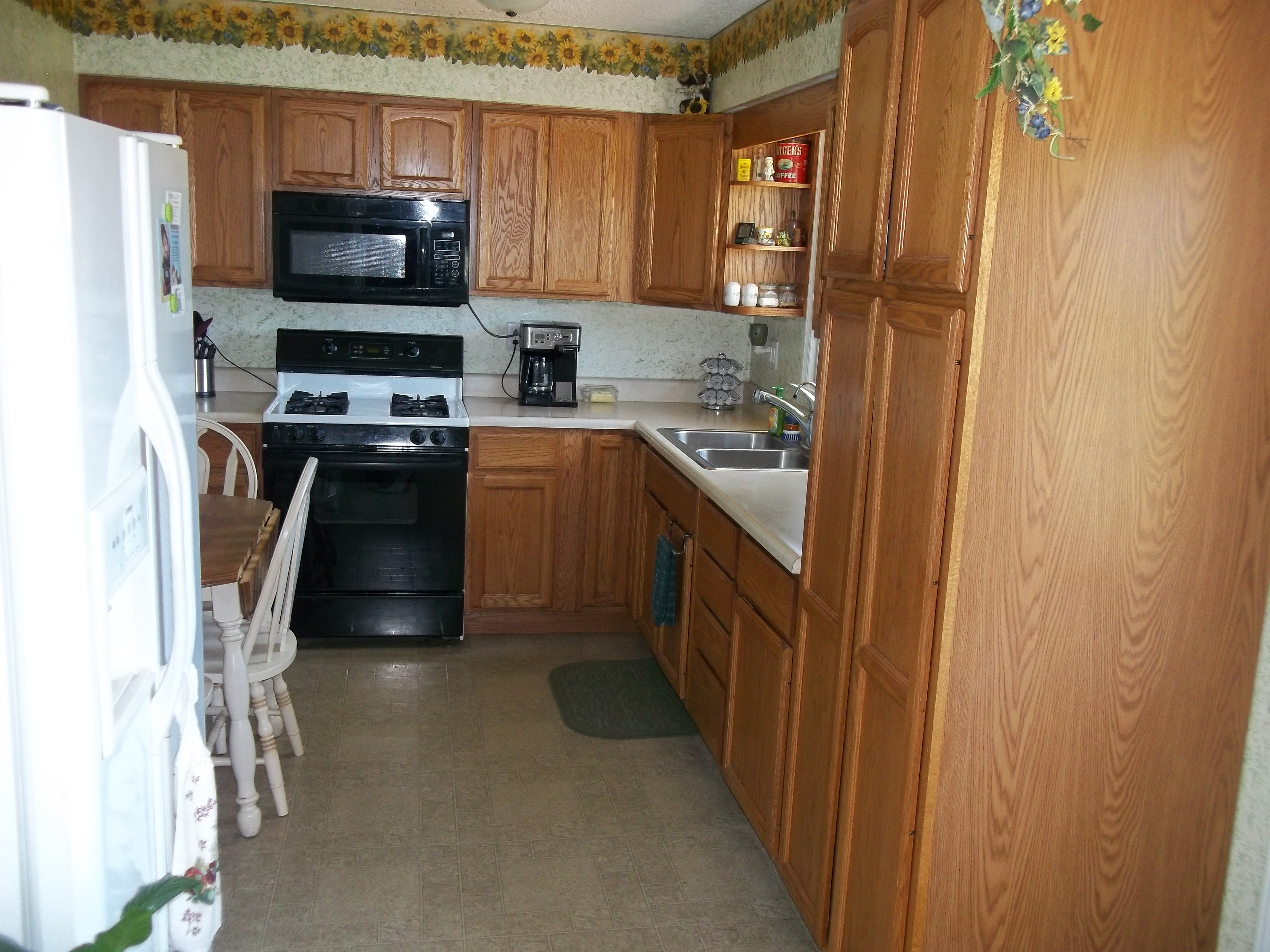 43 Elm Street, Dearborn, United States 64439