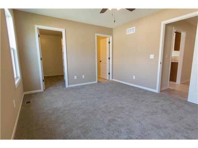 15 Platte Ridge Court, Edgerton, MO 64444