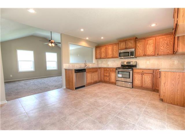 16 Platte Ridge Court, Edgerton, MO 64444