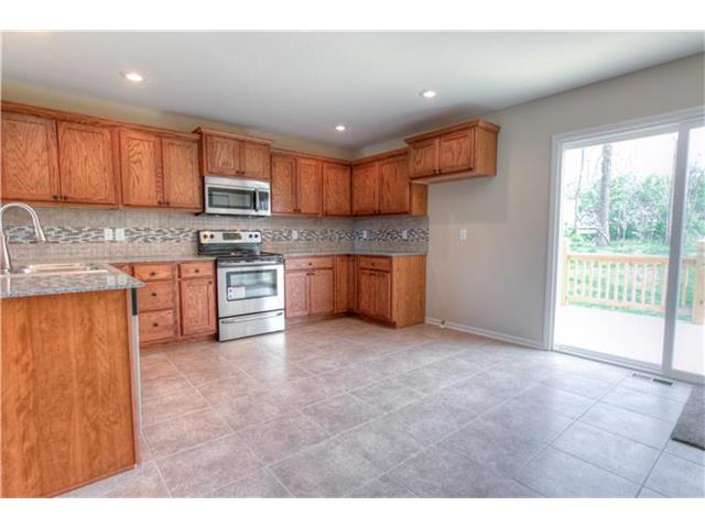 17 Platte Ridge Court, Edgerton, MO 64444