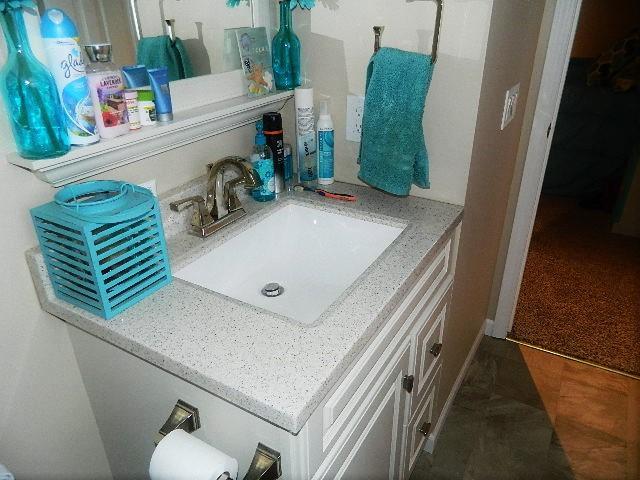 433Frederick Dr, Gower, MO 64454