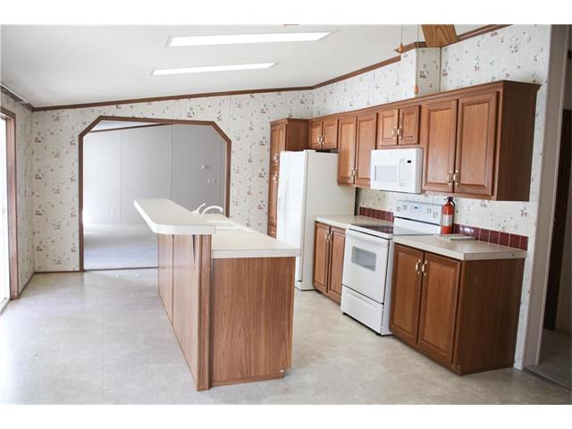 6499 SE V Highway, Lathrop, MO 64465