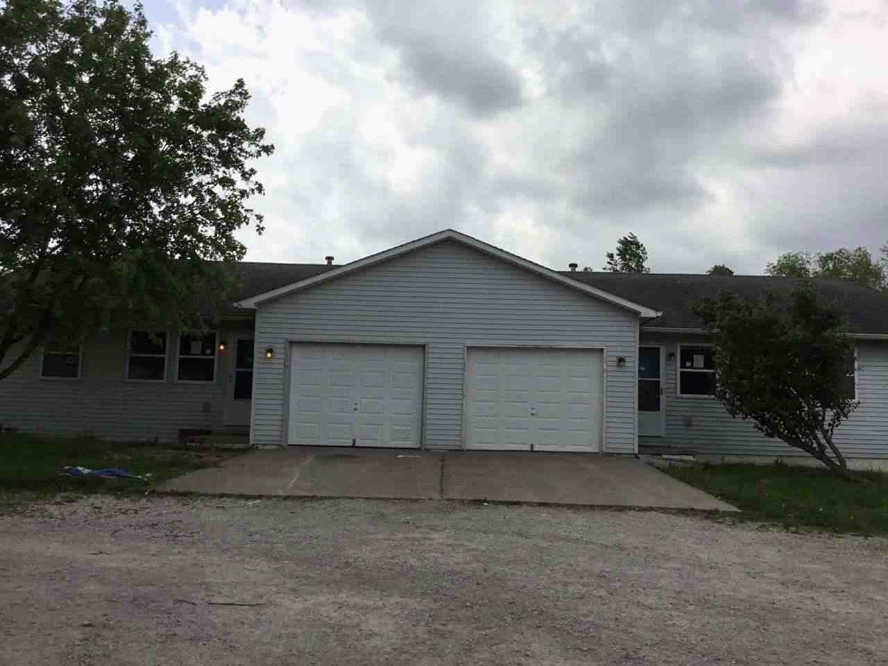 808 - 809 Wolf DrLathrop, MO, 64465Clinton County