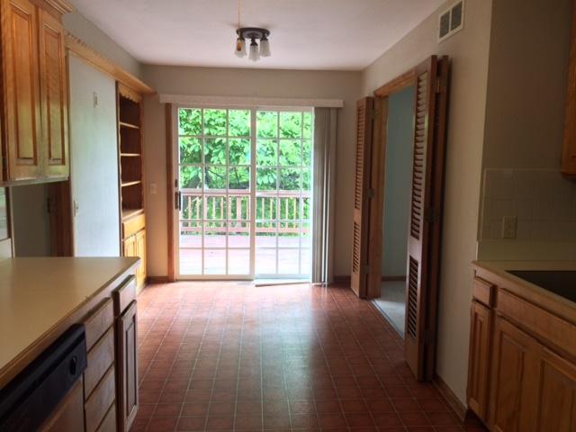 404 S Washington St, Oregon, MO 64473