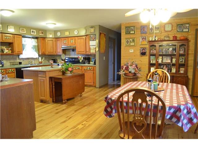 12949 Private Drive 3395 N/A, Savannah, MO 64485