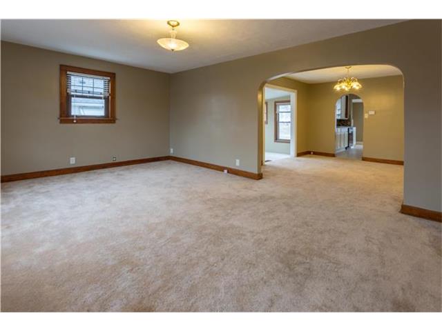 2817 Jules Street, St Joseph, MO 64501