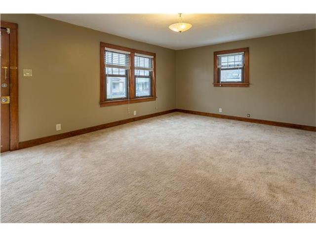 2817 Jules Street, St Joseph, MO 64501