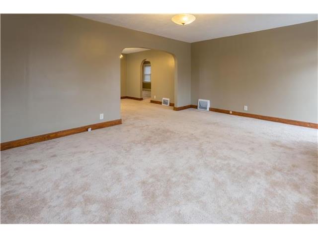 2817 Jules Street, St Joseph, MO 64501