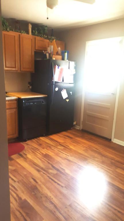 4710Valley Ln, St Joseph, MO 64503
