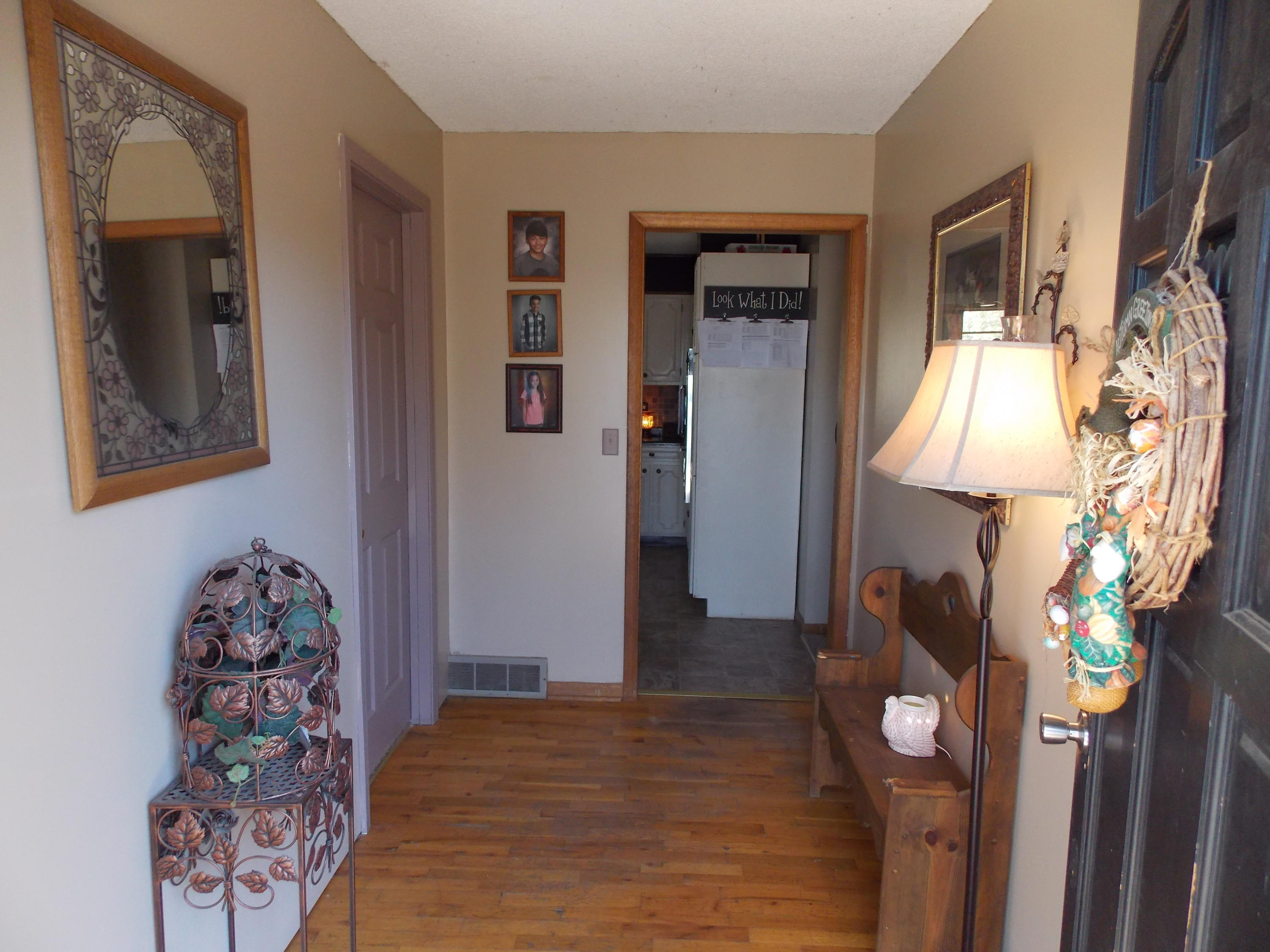 2215 S 15th Street, St Joseph, MO 64503