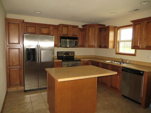 3502Stardust Dr, St Joseph, MO 64503