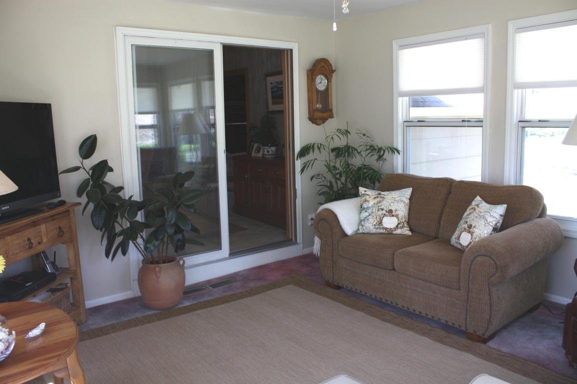 3430Pickett Rd, St Joseph, MO 64503