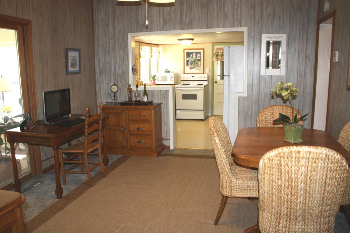 3430Pickett Rd, St Joseph, MO 64503