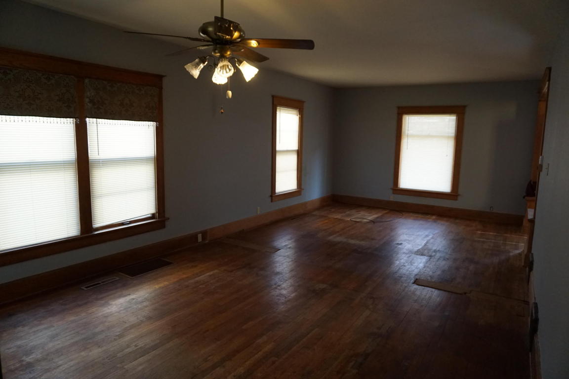 2227Marion St, St Joseph, MO 64505