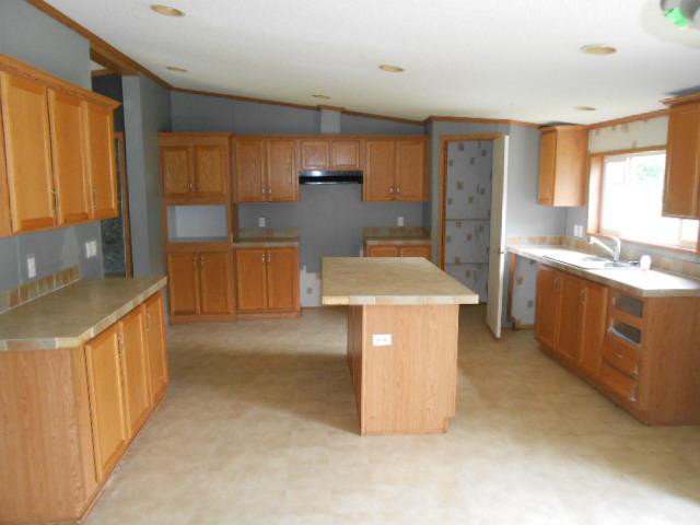 610 N Wooden AveBraymer, MO, 64624Caldwell County