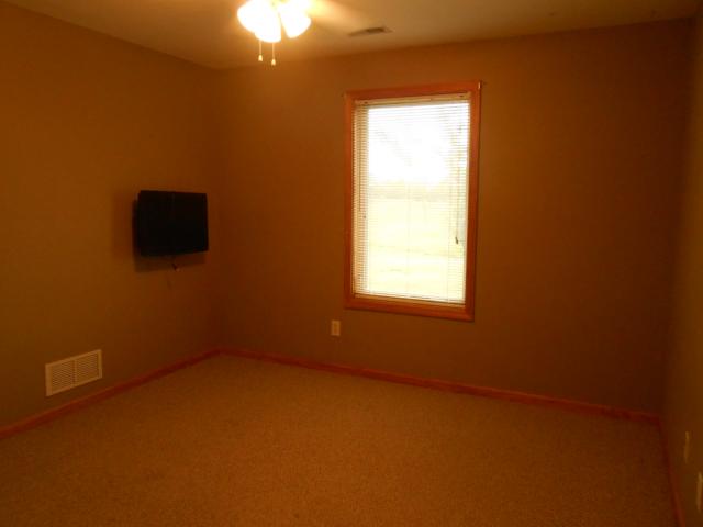 7880 NE BEAVER Drive, Cowgill, MO 64637