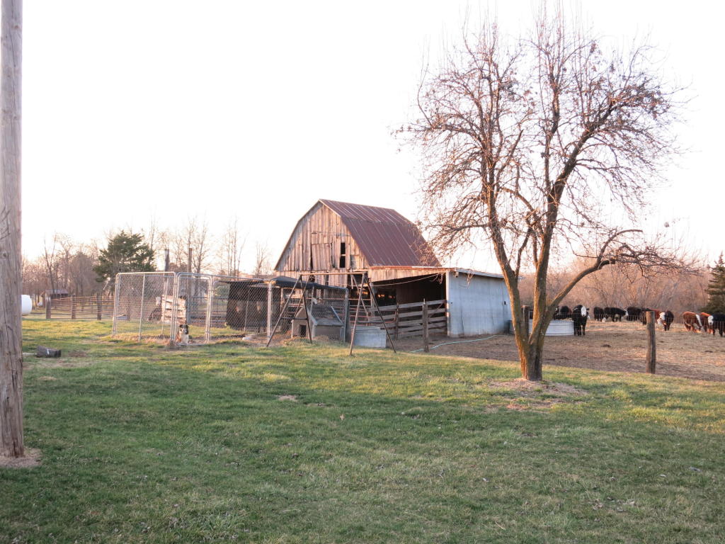 7581 SW Broadway St, Kingston, MO 64650