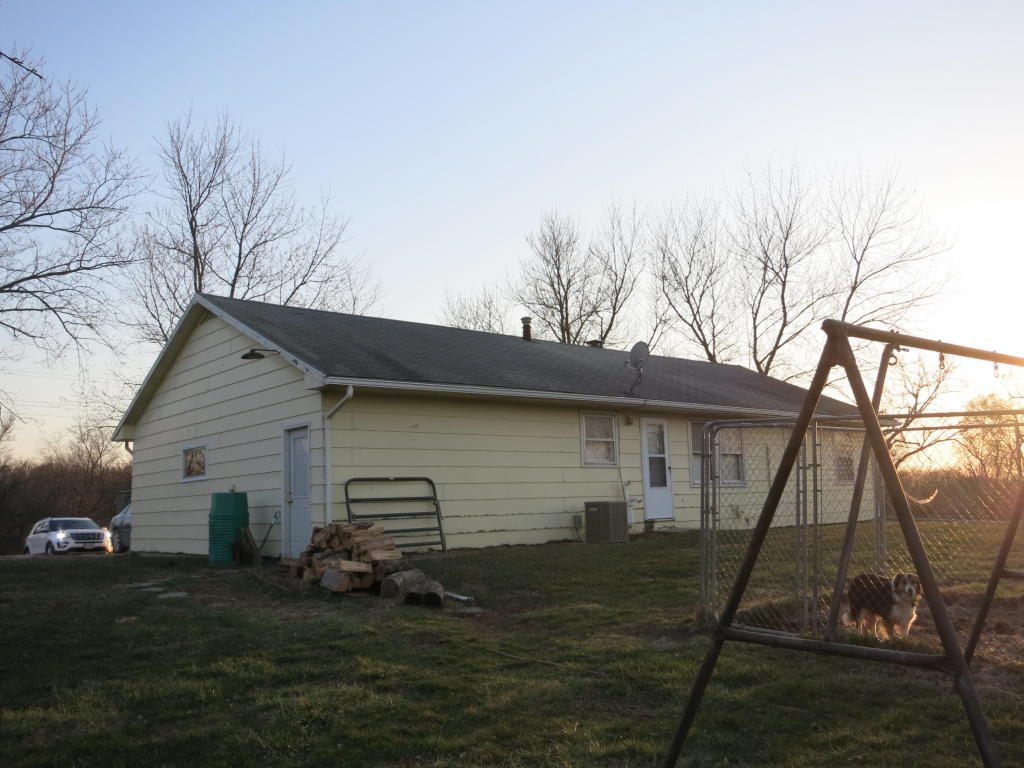 7581 SW Broadway St, Kingston, MO 64650